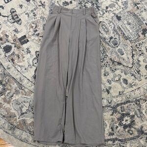 HALARA Wide-Leg Pleated Women’s Pants - Taupe Gray